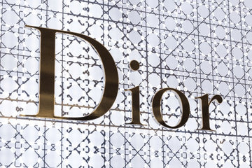 CHRISTIAN DIOR